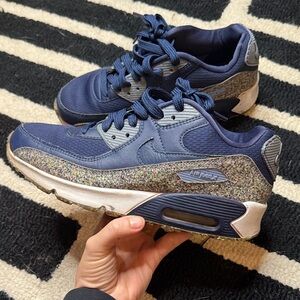 NIKE AIR MAX 90 SE SPACE HIPPIE GRIND GS CQ9909-400